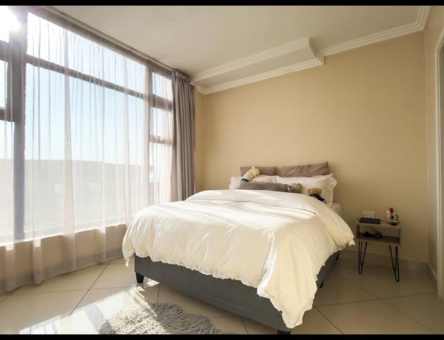 2 BEDROOM APARTMENT FOR SALE IN UMHLANGA RIDGE